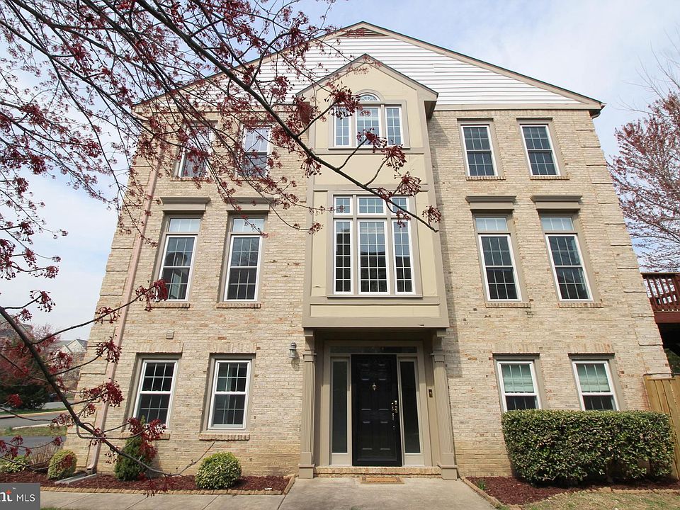 1st image of 6423 Little Potters Ln