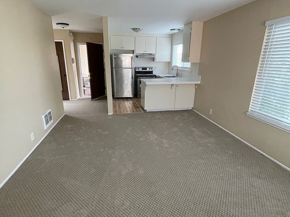 1st image of 200 Byrne St #200