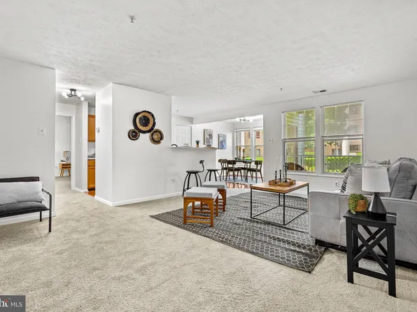 8009 Township Dr APT F, Owings Mills, MD 21117