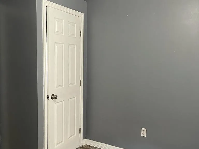 2524 Hiland St — Photo 16
