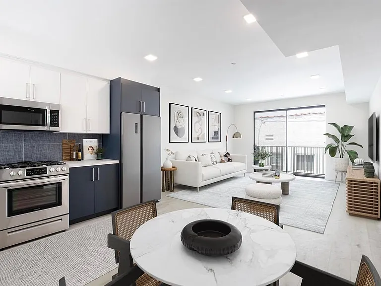 1111 N Kenmore Ave #202 — Photo 3