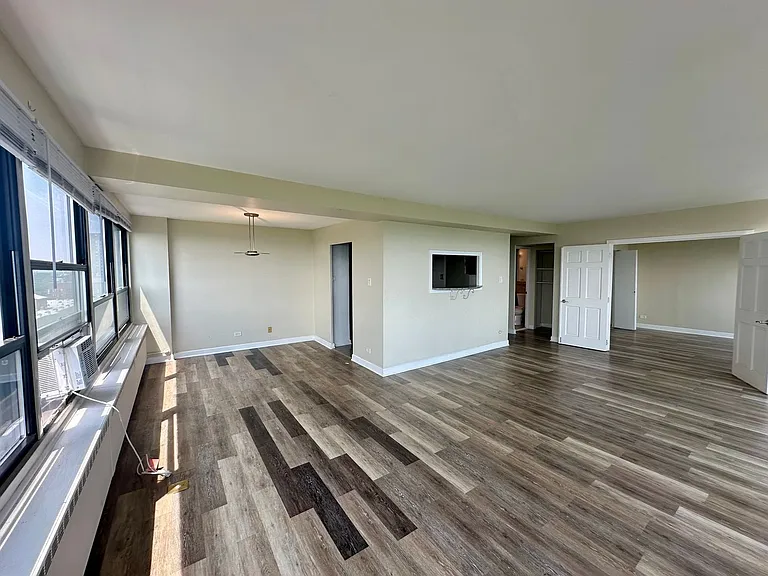 4180 Marine Terrace Apartments — Photo 224