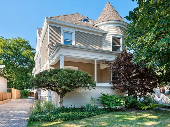 1818 Wilmette Ave, Wilmette, IL 60091