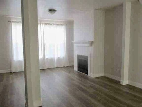 4th image of 14579 S Pebble Rose Dr W