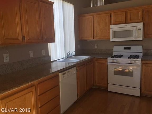 3rd image of 4717 Maroon Dr