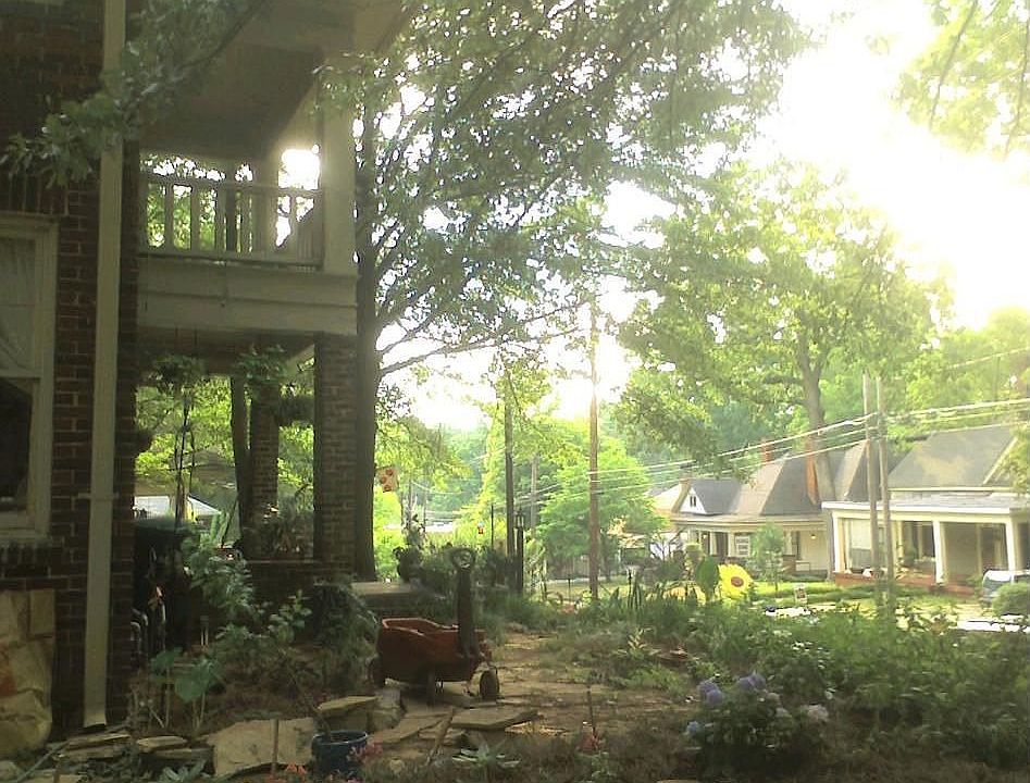 East Side view