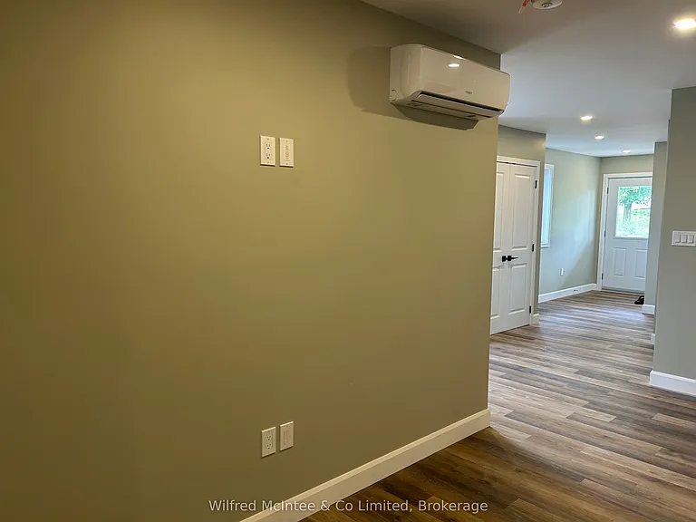 187 Balaklava St #2 — Photo 10