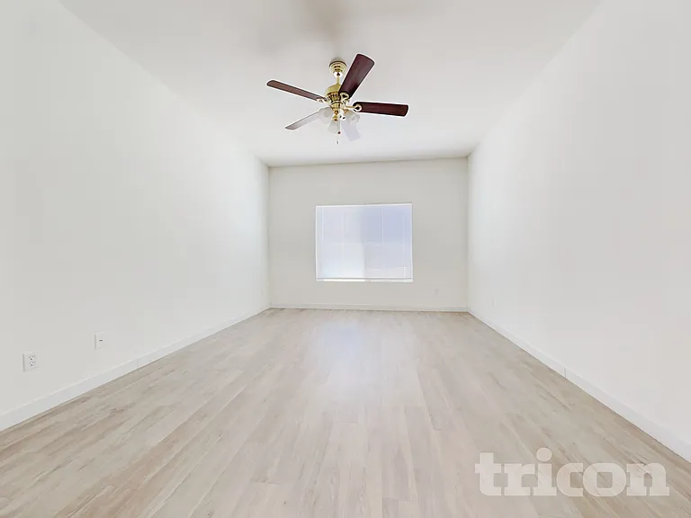2069 Holguin St — Photo 7