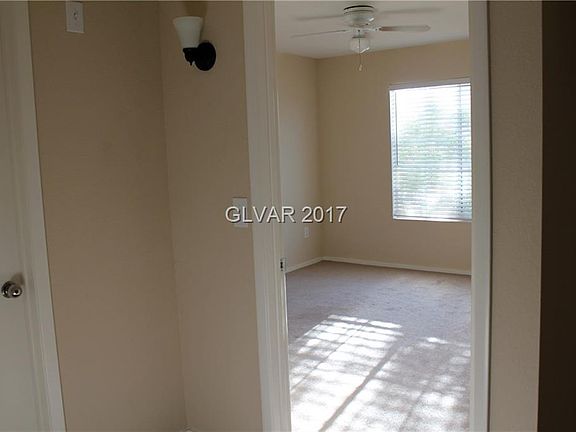 5th image of 1909 Villa Palms Ct Unit 203