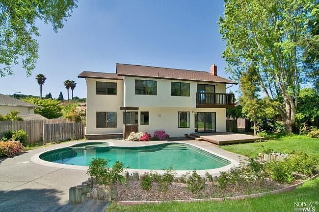 1st image of 3280 Scenic Dr