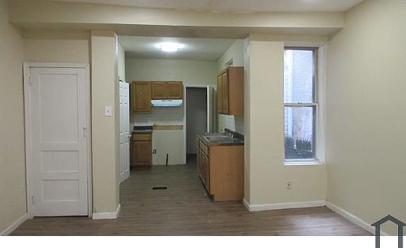 4th image of 2729 N 29th St