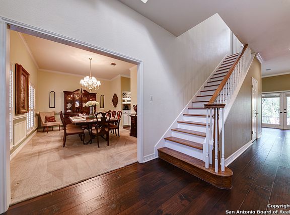 4th image of 2581 Bretzke Ln