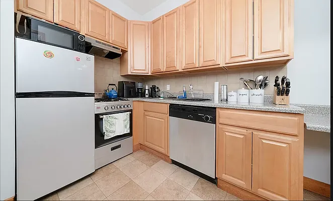 Rented by Living New York | media 21