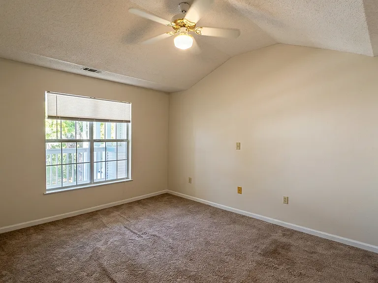1231 Ladys Island Dr #339 — Photo 12