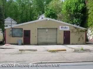 424 Main St, Eynon, PA 18403