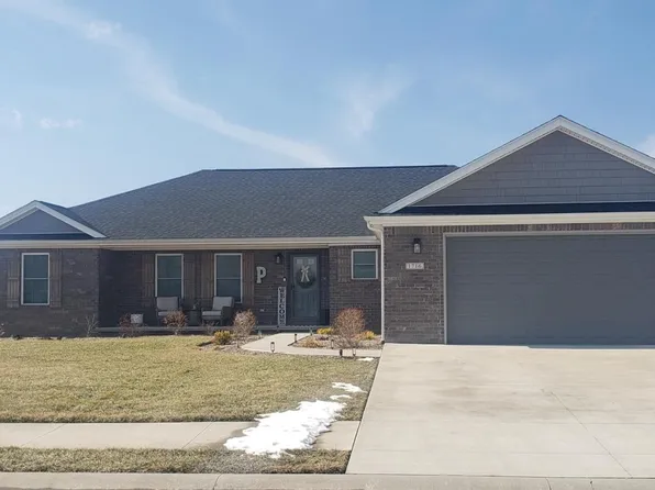 1716 Bell Ford Dr W, Seymour, IN 47274