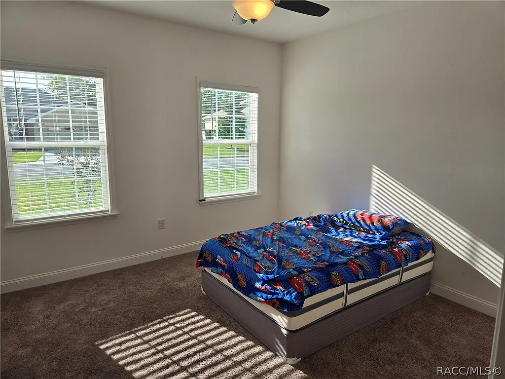 4 bed, 2326 sqft, $2,300 — Photo 3