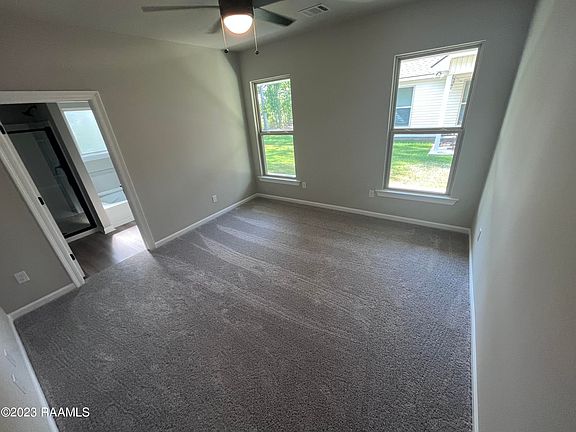 4th image of 126 Lightbourne Dr