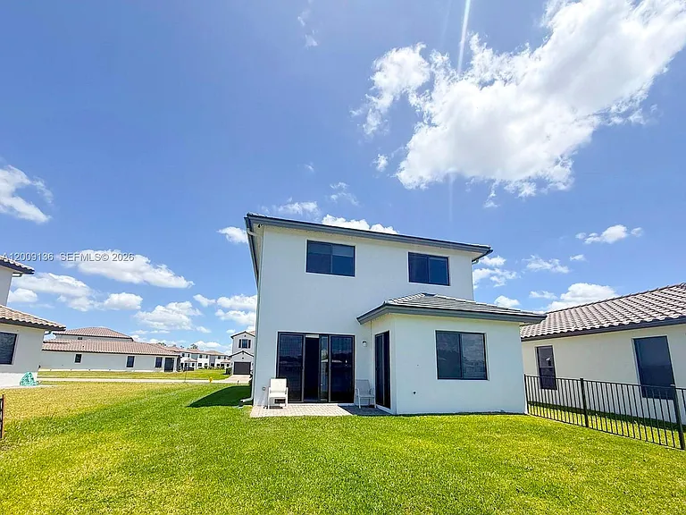 5639 Argento Dr — Photo 9