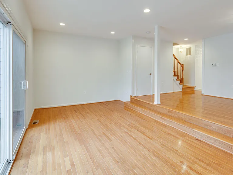 2961 Cashel Ln — Photo 10