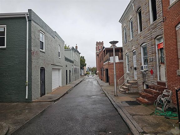 5th image of 515 N Port St
