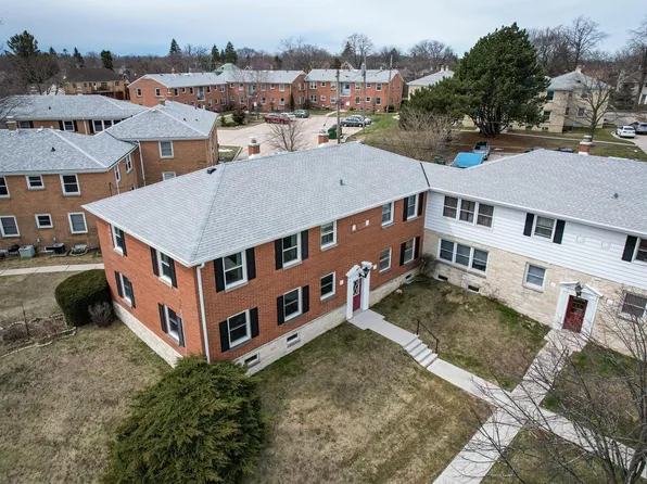 1328 East Randolph COURT #C, Milwaukee, WI 53212