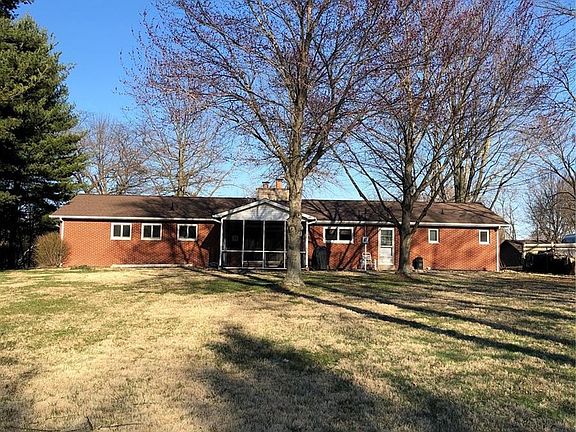4th image of 2223 Bunkum Pl