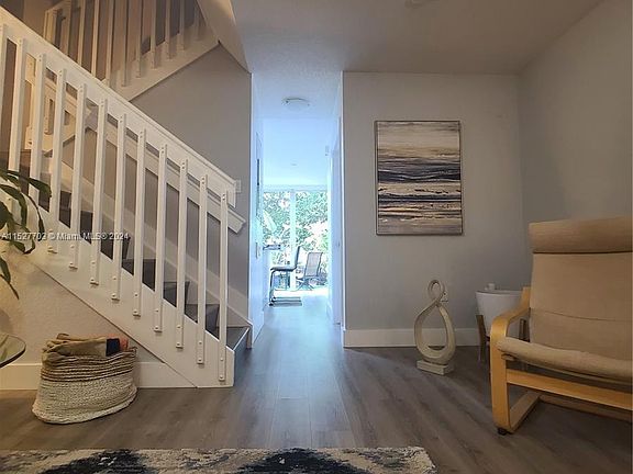 5th image of 640 SW 107th Ave #604