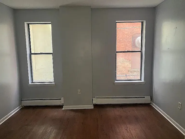 196 Park St #2 — Photo 4