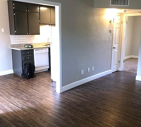 4th image of 3075 Park Ave #0d440eb30