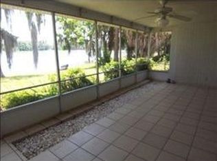 19267 Blount Rd, Lutz, FL 33558