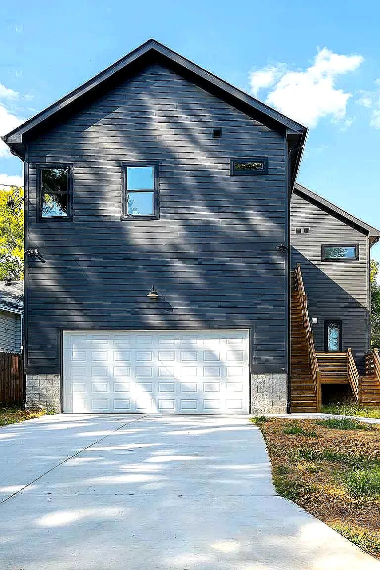 Building Photo - 306 Pullen Ave