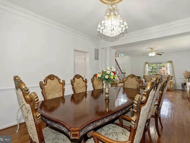 5045 Worthington Woods Way — Photo 7