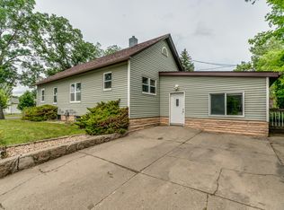 1001 N 12th St, Bismarck, ND 58501