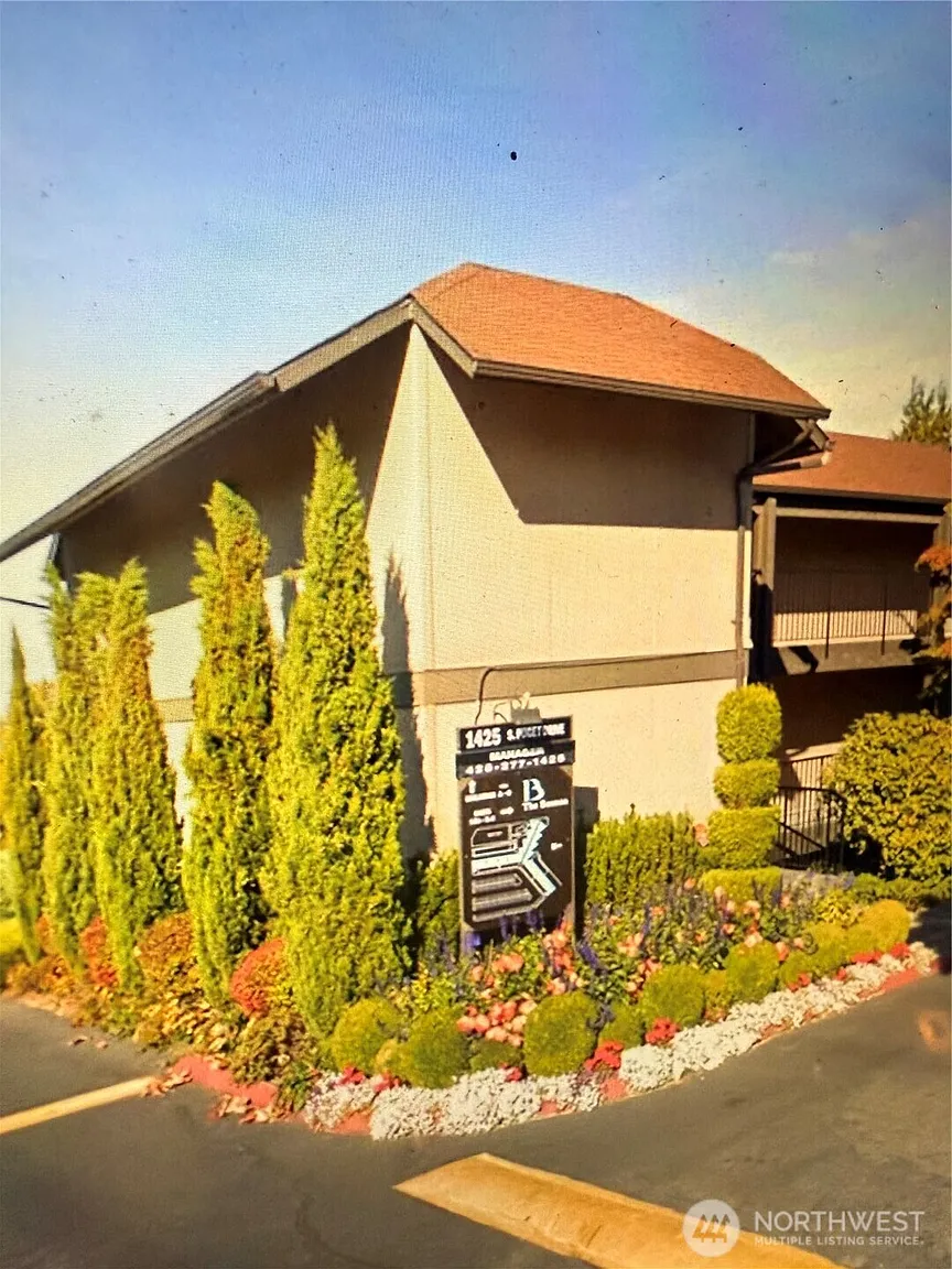 1425 S Puget Drive #101 photo 1