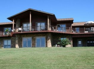 164 E End Mountain Rd, Mill Hall, PA 17751