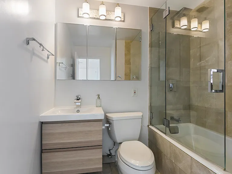 104 W 70th St #4F — Photo 8