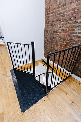 Rented by Avenues Real Estate | media 53