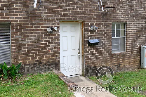 2717 Hackberry Rd Photo 1