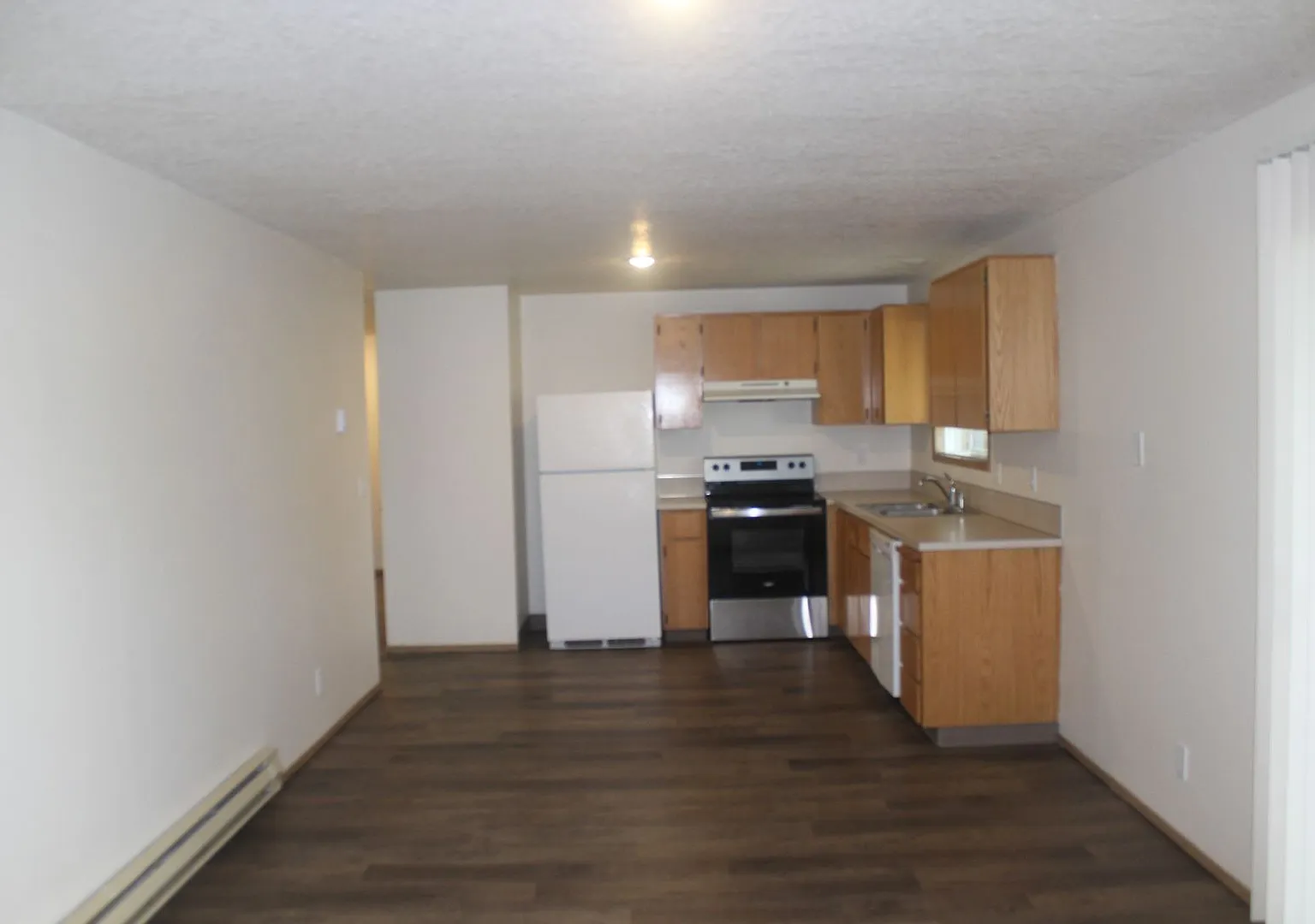 3 Bed 2 Bath Hillsboro Ranch — Photo 4