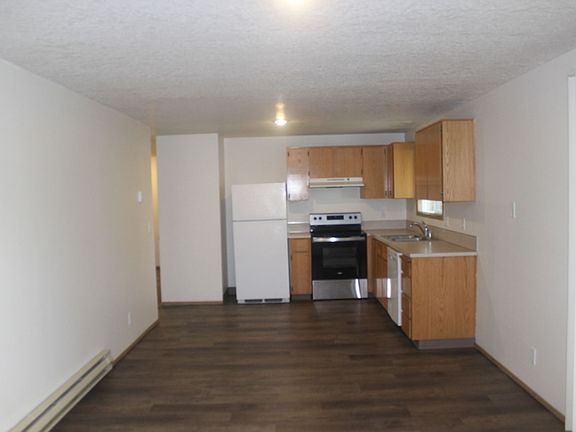 5th image of 3233 NE Brogden St
