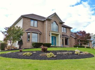 3959 Raintree Cir, Uniontown, OH 44685