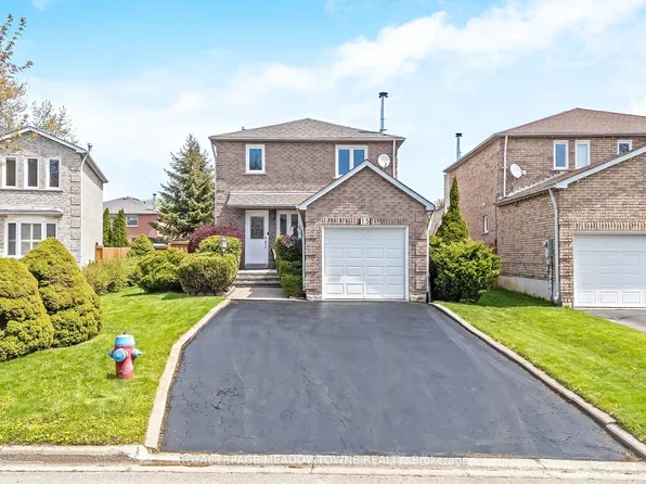 15 Mull Gate, Halton Hills, ON L7G 5J6