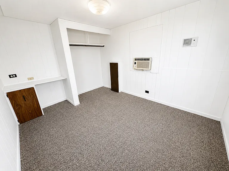 130 E Flint Hills Blvd #22 — Photo 12