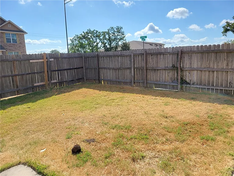 4140 McFarland Dr — Photo 15