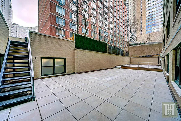 Sold by Halstead Real Estate | media 8