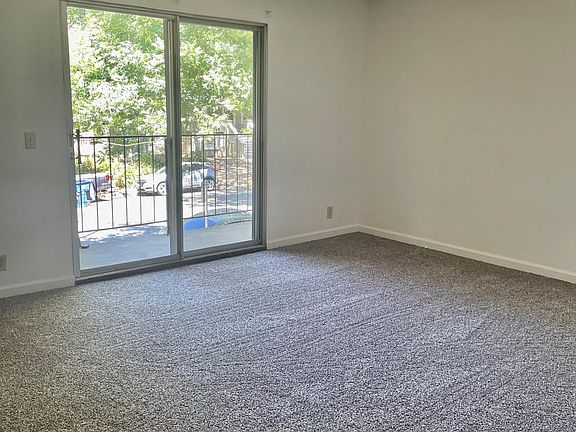 5th image of 1710 V St APT 10