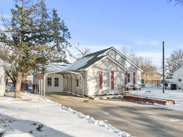 1442 S Hickory Ave, Bartlesville, OK 74003