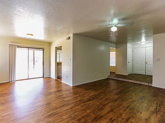 5th image of 7554 W College Dr