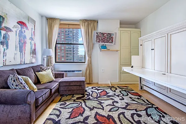 Rented by City Connections Realty | media 12